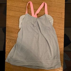 Grey lululemon tank with built in bra